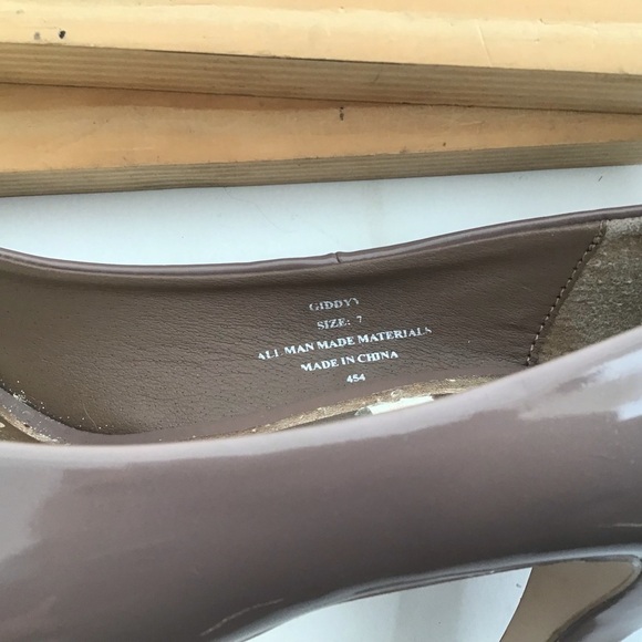 Madden Girl “Giddyy “ platform 3” heels. Size 7. Mocha latte. - Picture 11 of 12